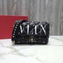 Fake Copy VALENTINO Candy quilted leather cross-body bag 0072 black&white JH09770Mv33