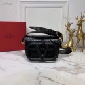 VALENTINO Origianl Crocodile leather shoulder bag V0032 black JH09633cx21