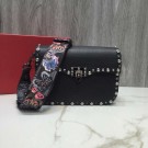 Copy VALENTINO Rockstud grained leather messenger 0936B black JH09722lZ95