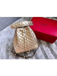 VALENTINO Rockstud leather bucket bag 0059L gold JH09834xA12